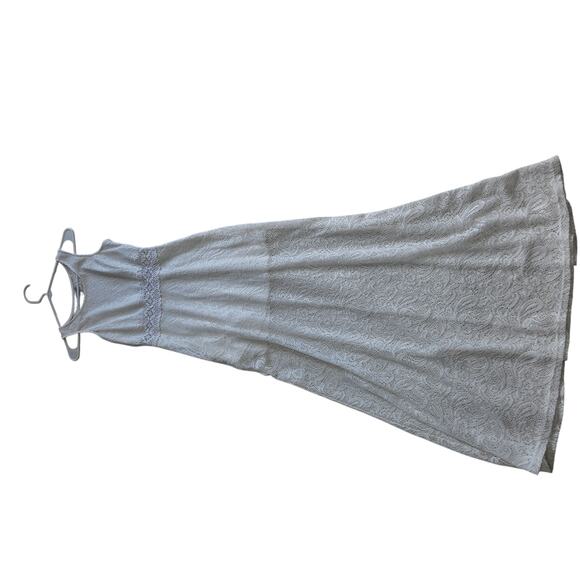 R Wish Long white lacy beach dress womens size m see through in certain areas - Picture 4 of 6